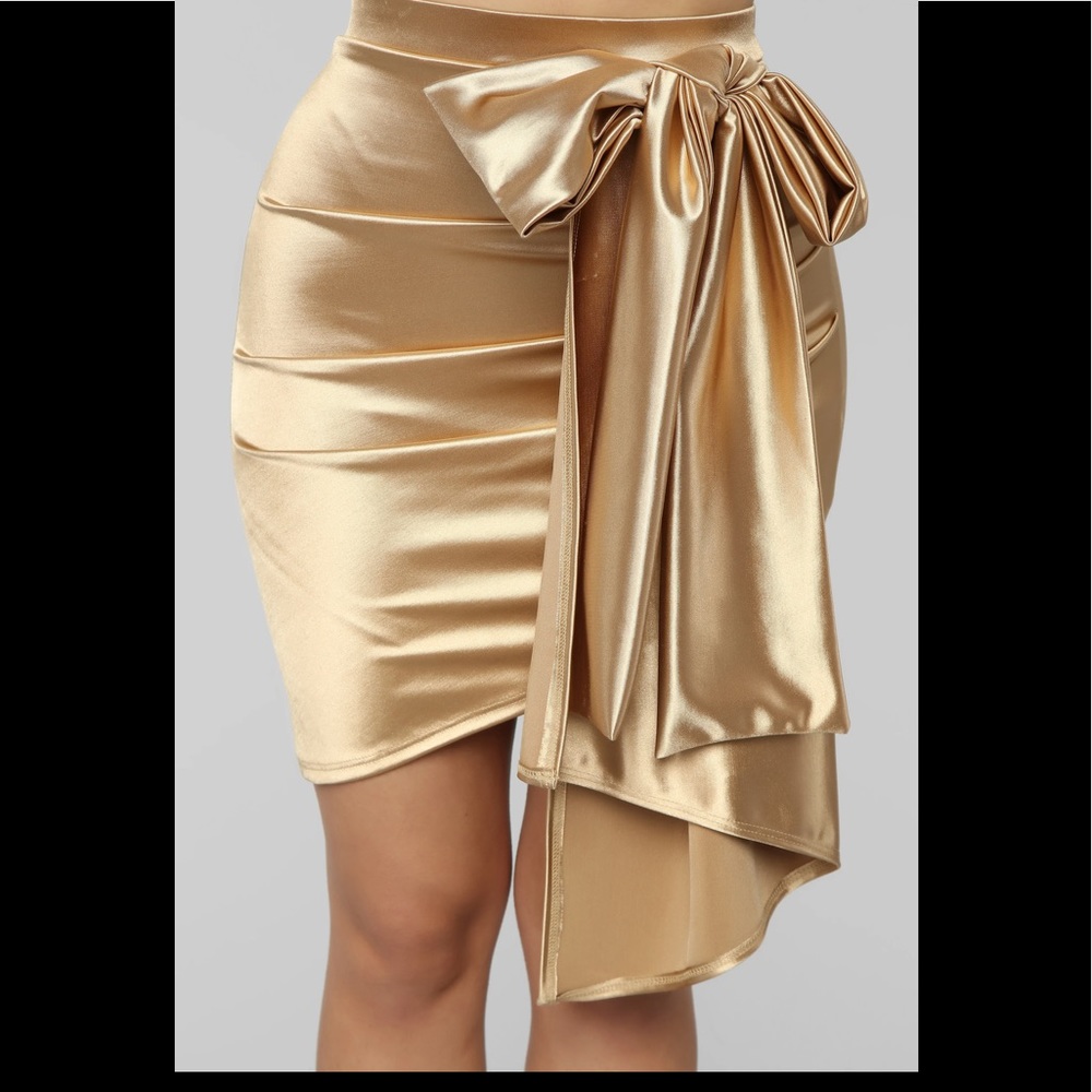 Sheen Queen Skirt - Champagne